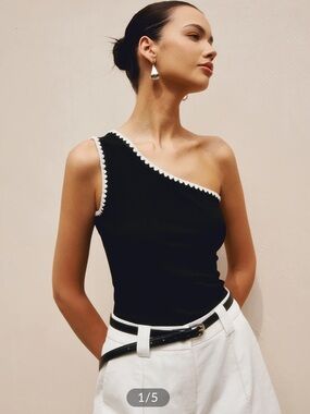 Commense Contrast Trim One Shoulder Off Tank Top NWT